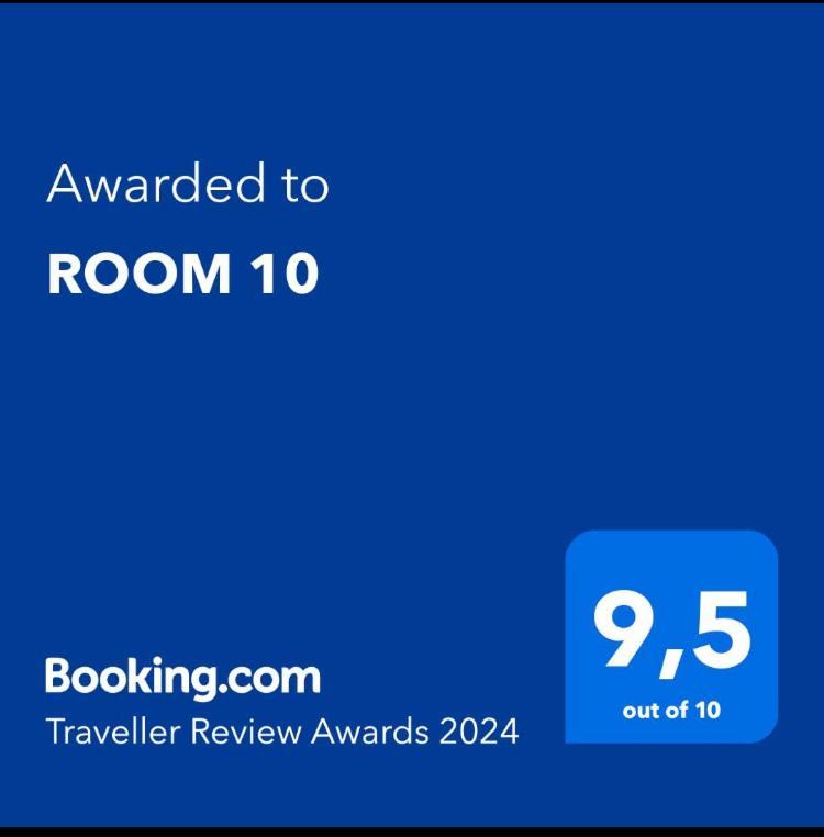 Room 10 Валмиера Экстерьер фото